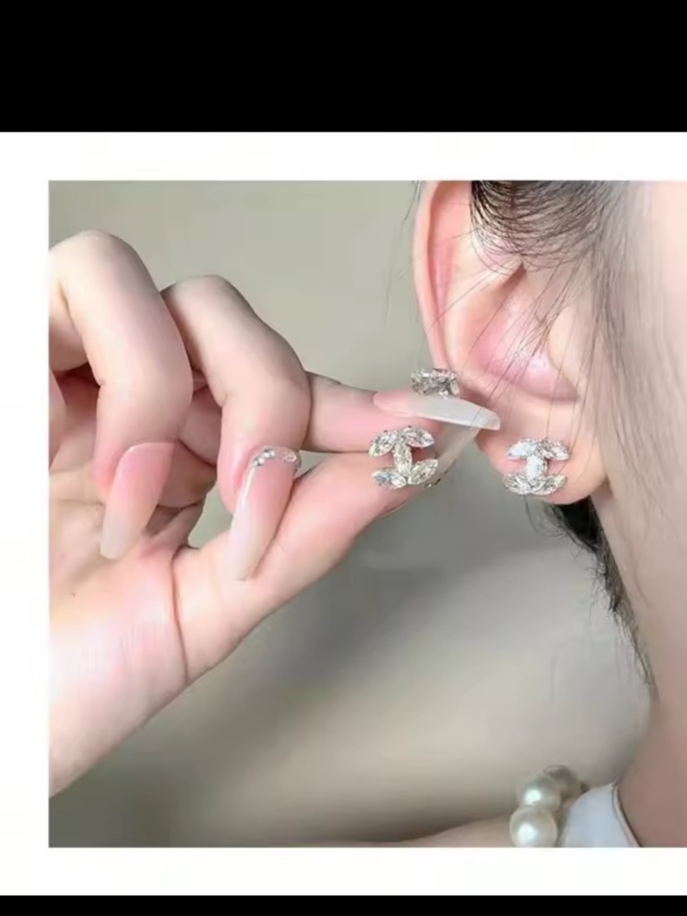Double C multi stone luxury fashion earrings - Picture 3 of 7